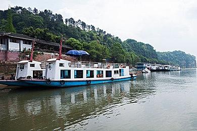 动作类肉鸽角色扮演游戏《铁锤守卫英雄传2》现已推出试玩Demo 1月15日正式发售